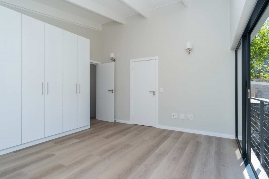 4 Bedroom Property for Sale in Overkloof Western Cape